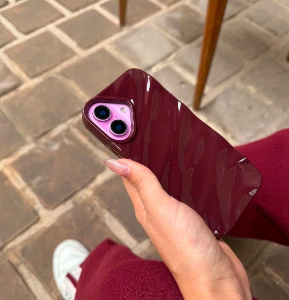 Premium Quality Wavy Aesthetic Case