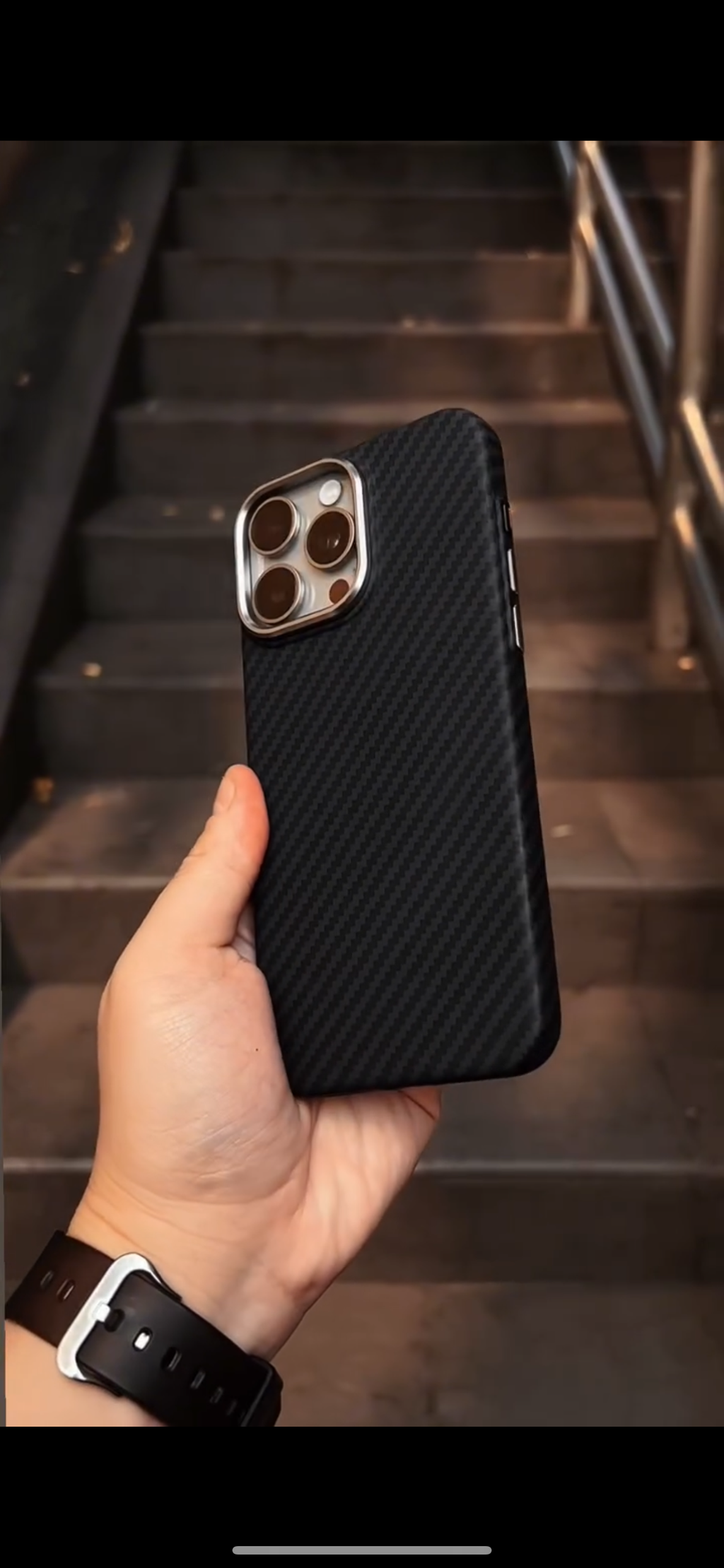 Pitaka Premium Design Carbon Series Case Carbon Fiber